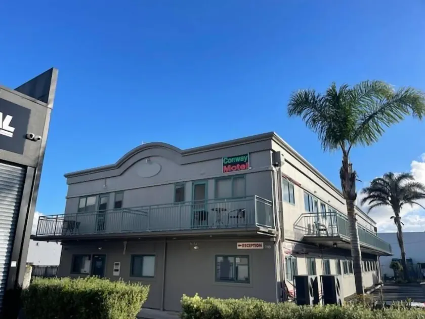 Conway Motel - Image 1