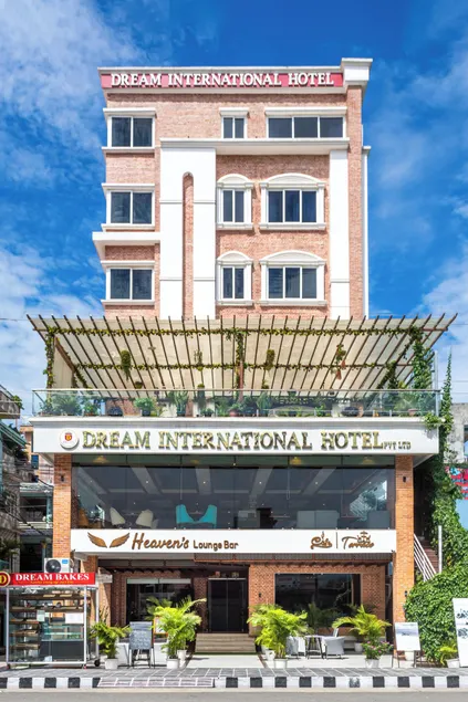 Dream International Hotel - Image 1