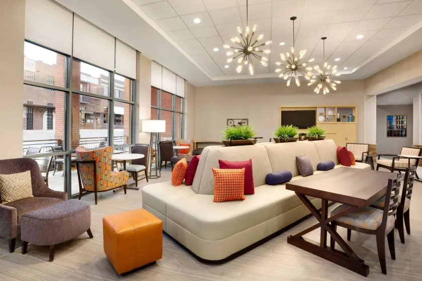 Home2 Suites by Hilton Birmingham Downtown - Image 1
