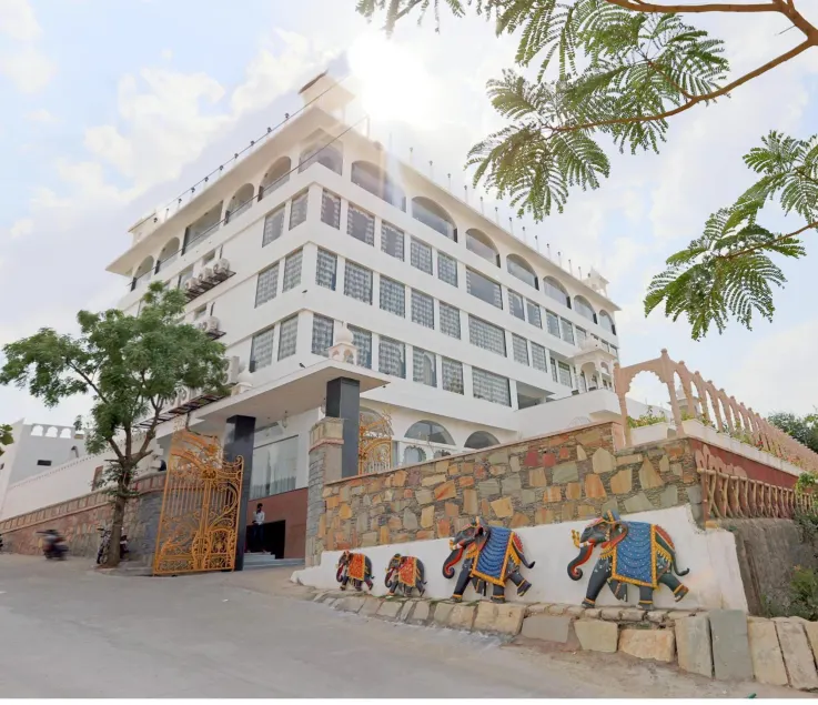 Regenta Central Mewargarh, Near Biological park - Image 1