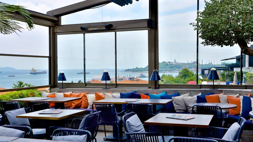 Zimmer Bosphorus Hotel - Image 1