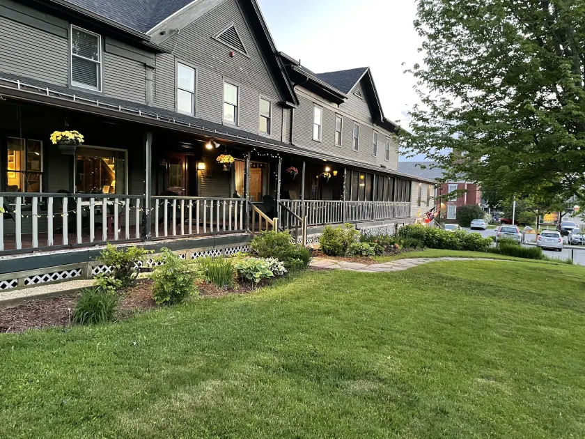 Smugglers Notch Inn - Image 1