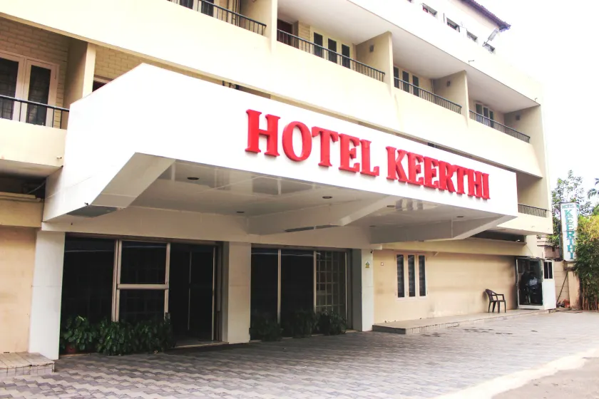 Hotel Keerthi - Image 1