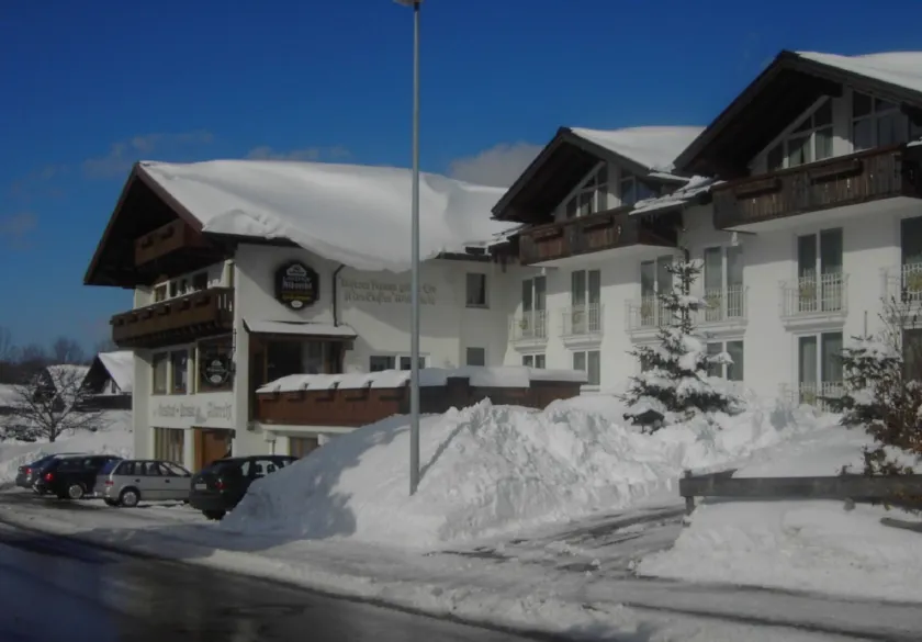 Landhotel Albrecht - Image 1