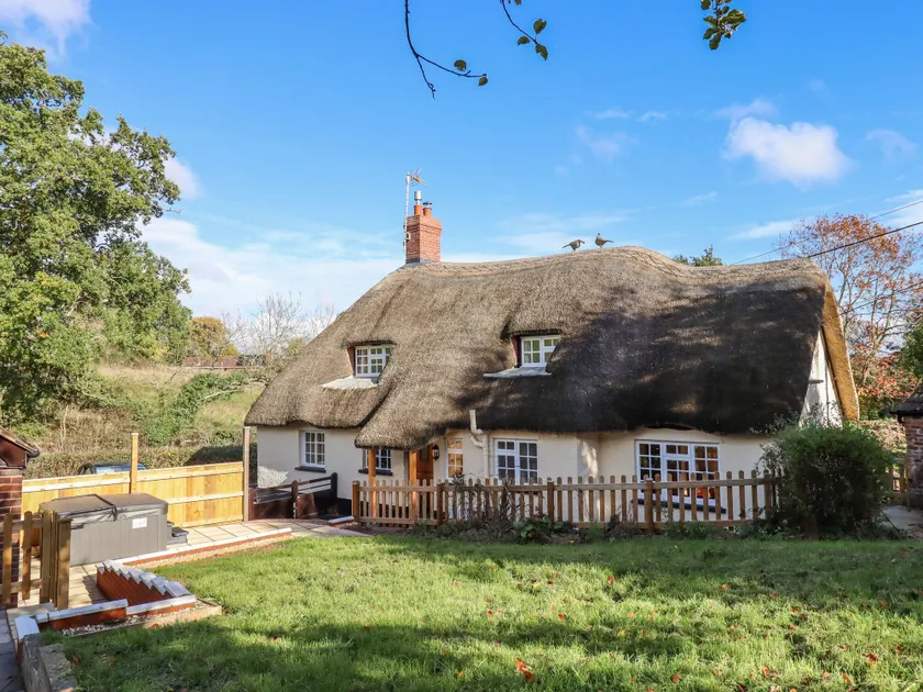 Posbury Lodge - Image 1