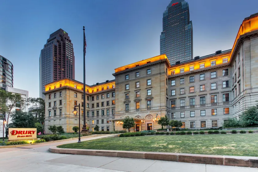 Drury Plaza Hotel Cleveland Downtown - Image 1