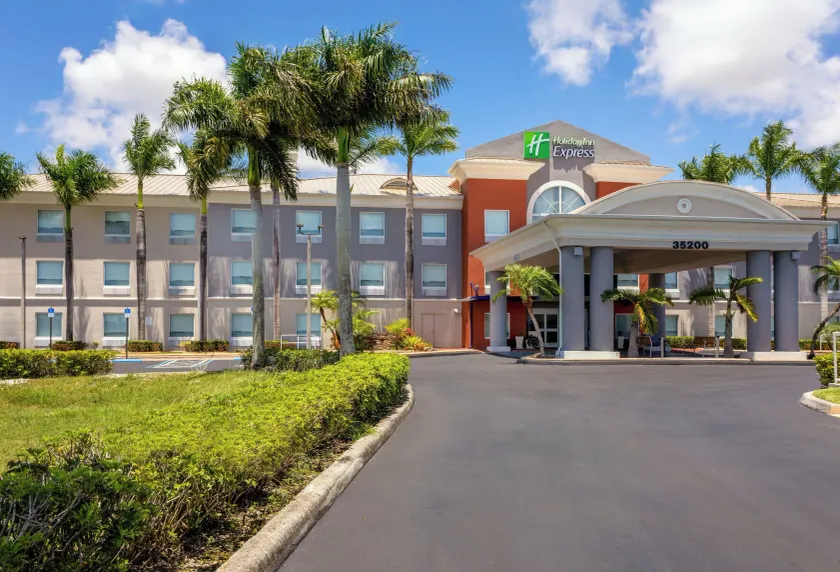 Holiday Inn Express & Suites Florida City-Gateway To Keys by IHG - Image 1
