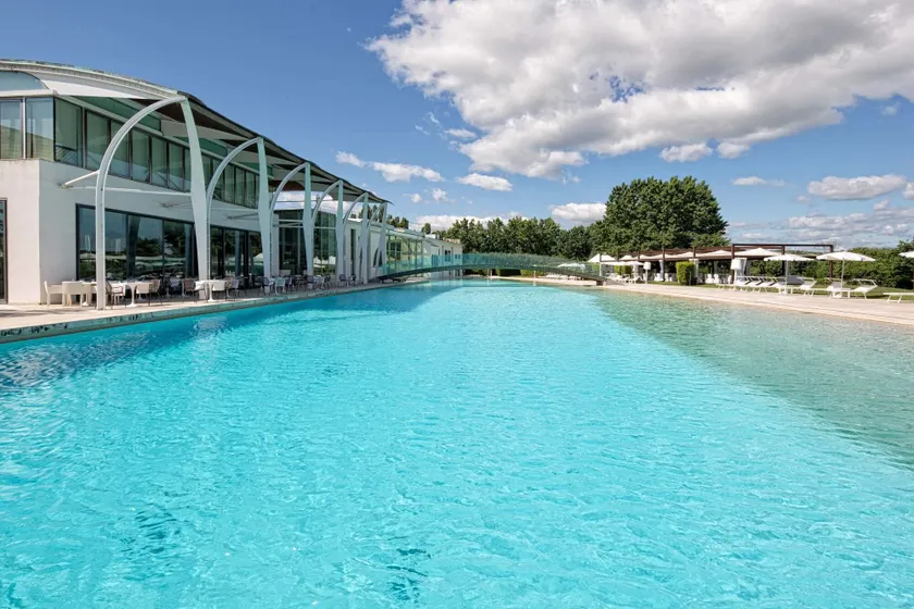 Riviera Golf Resort - Image 1
