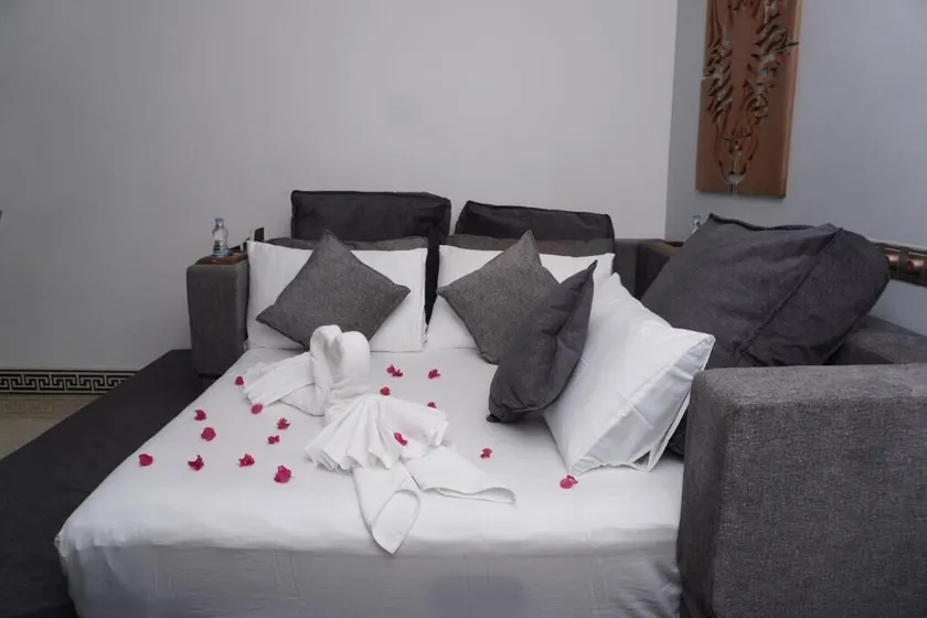 Fortview International Hotel - Image 1