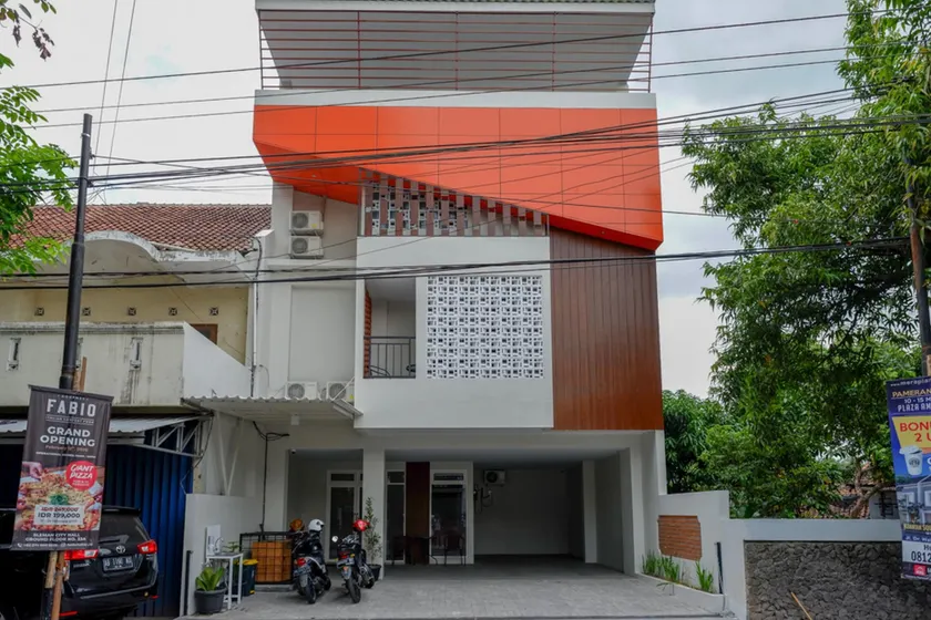 RedDoorz near Sleman City Hall 2 - Image 1