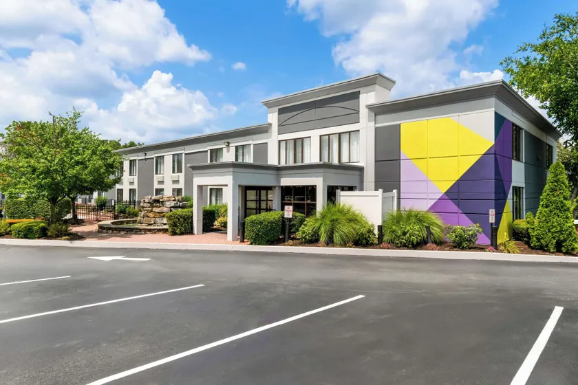 Spark by Hilton Hummelstown Hershey - Image 1