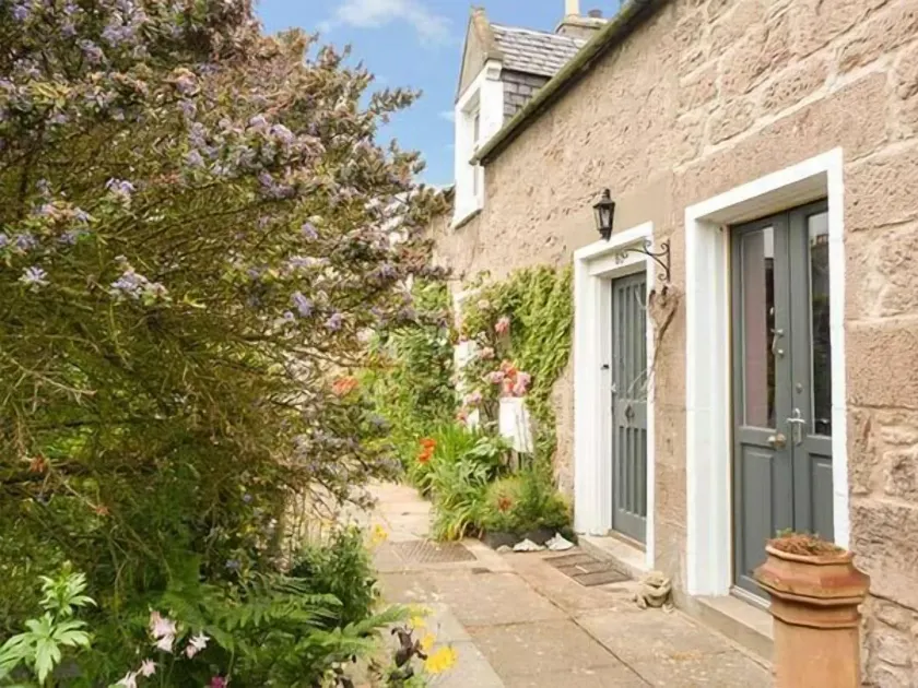 Coorie Doon - Image 1