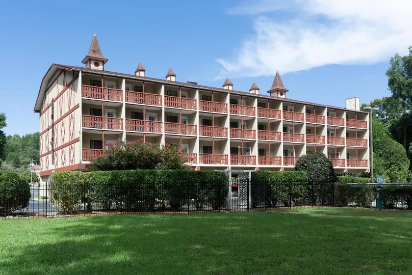 Hampton Inn Helen - Image 1