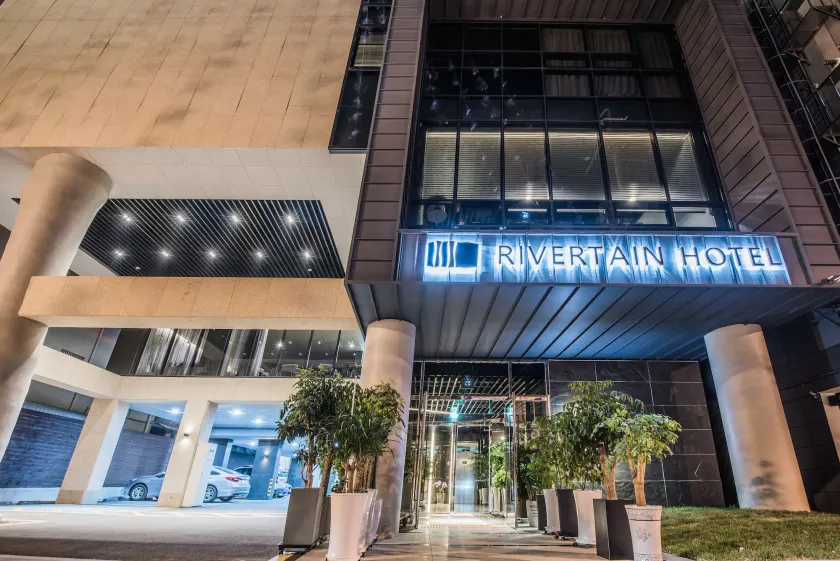 Rivertain Hotel - Image 1