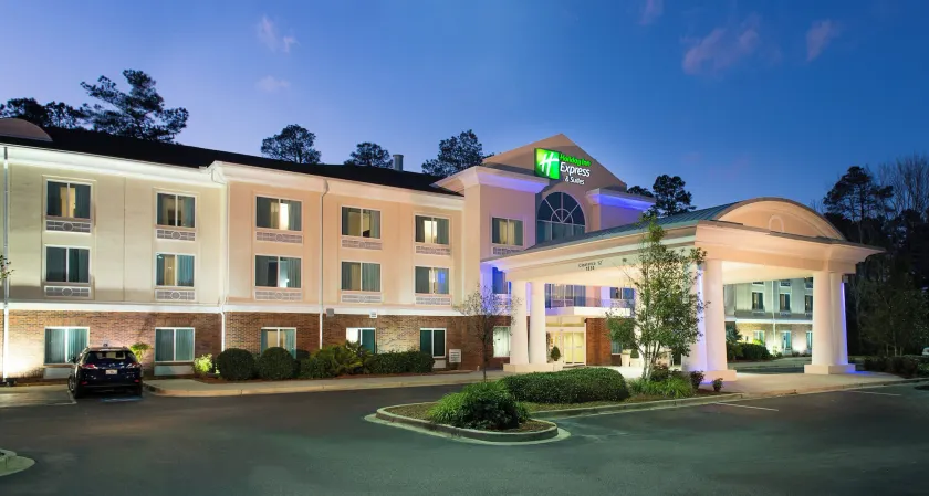 Holiday Inn Express & Suites Walterboro by IHG - Image 1