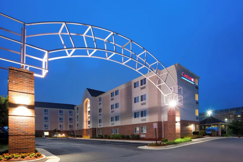 Candlewood Suites Sterling by IHG - Image 1