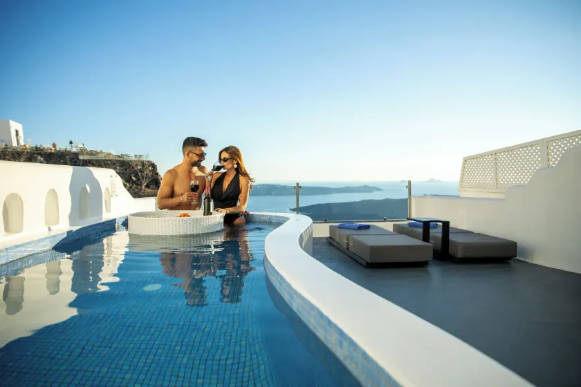 Pegasus Suites & Spa - Image 1