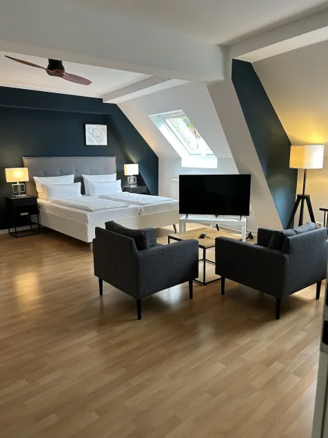 DK Hotel Heidelberg - Image 1