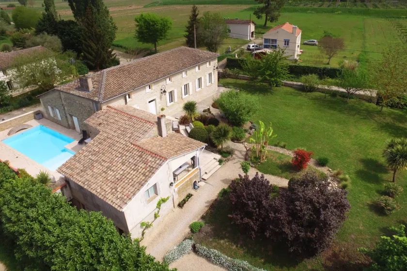 Domaine Des Deux Rivières - Image 1
