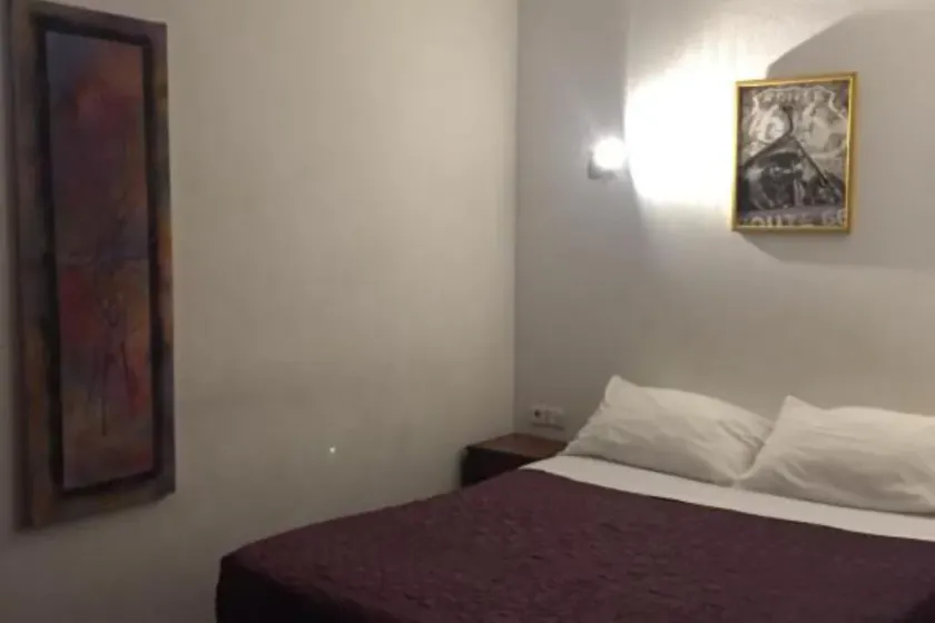 Hotel Chevallier - Habitación