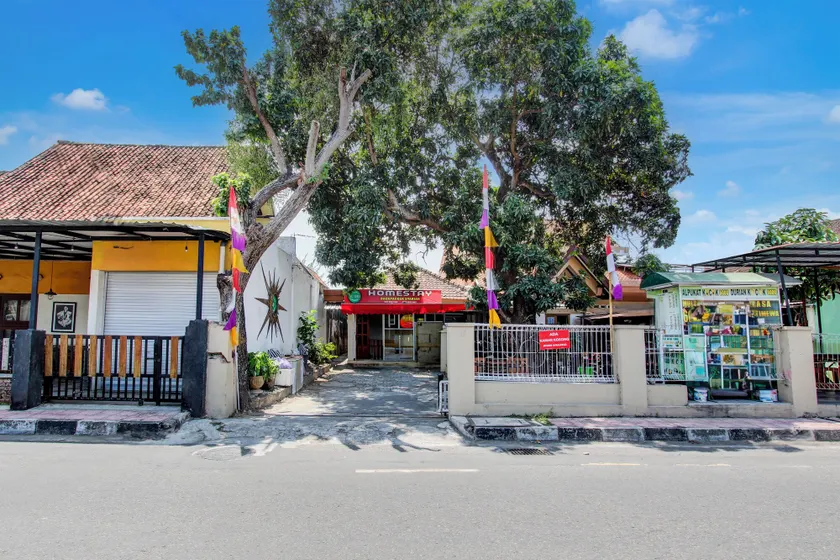 Hotel O Homestay Alqid Syariah - Image 1
