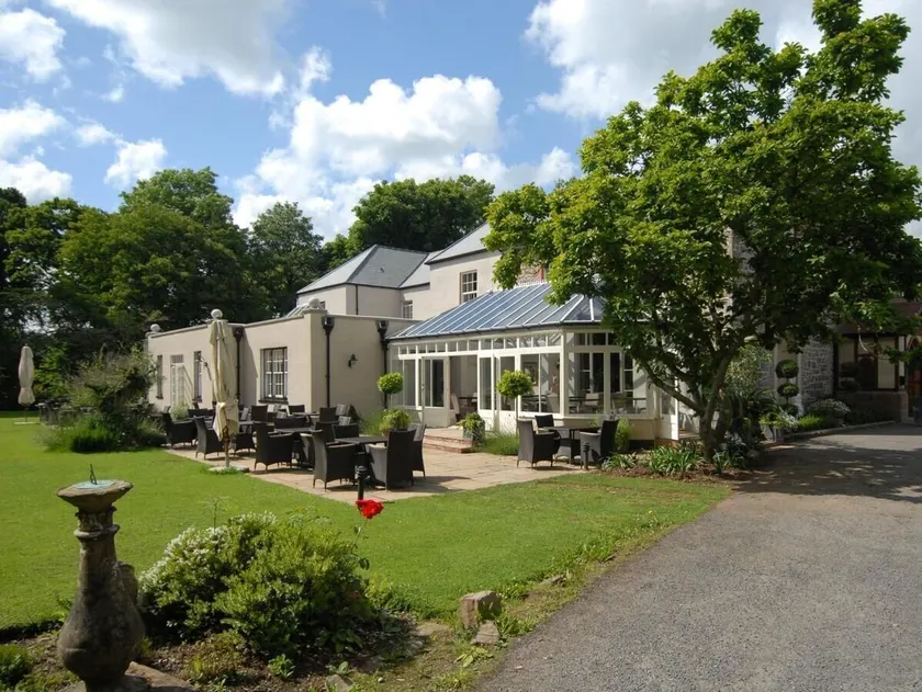 Hartnoll Hotel - Image 1