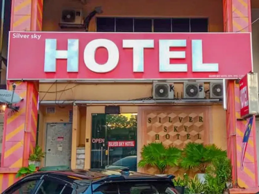 Silver Sky hotel - Image 1