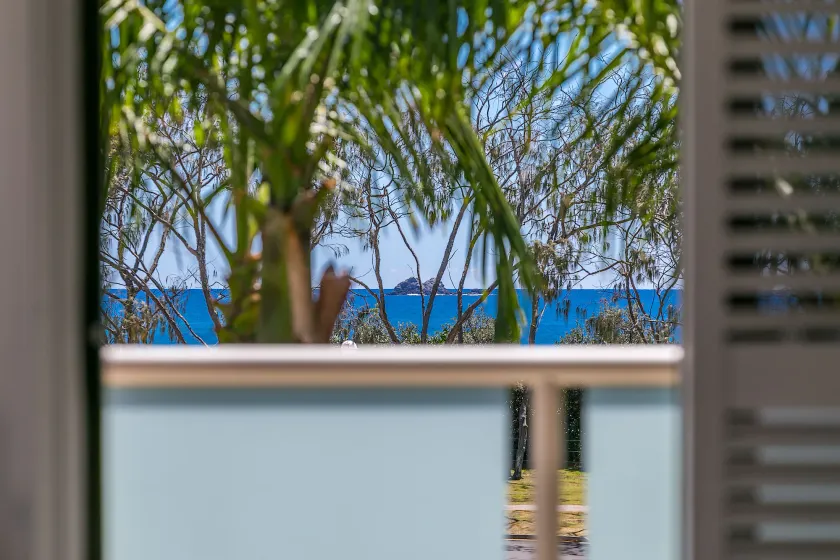 The Terraces Main Beach - Image 1