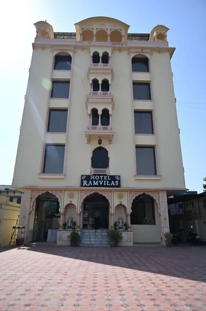 Hotel Ram Vilas By Fork Plaza - Image 1