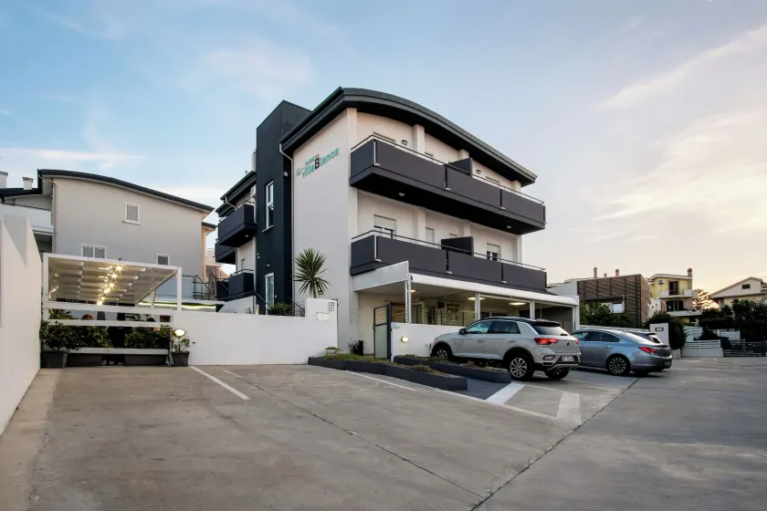 Hotel Villa Bianca - Image 1
