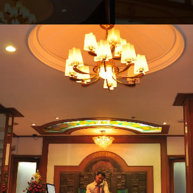 Hotel Lake Princess - Image 1