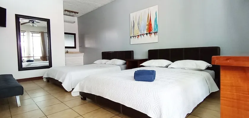 Hotel Las Brisas - Image 1