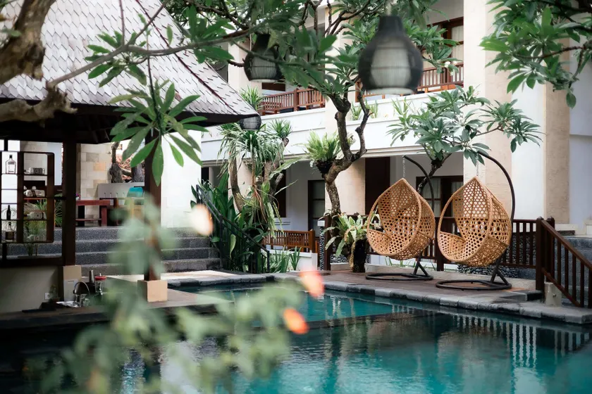 Fourteen Roses Beach Hotel - Image 1