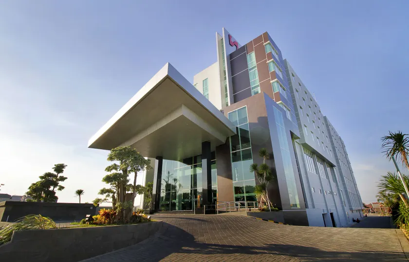 Swiss-Belinn Airport Surabaya - Image 1