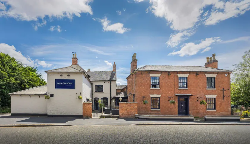 OYO Blenheim House - Image 1