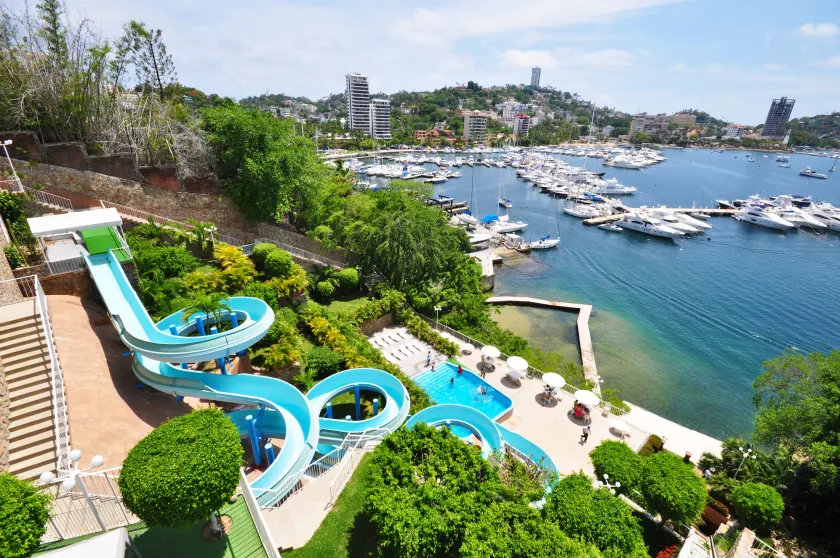 Alba Suites Acapulco - Image 1