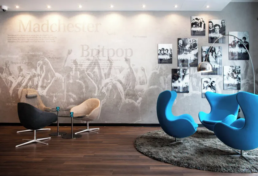 Motel One Manchester-Piccadilly - Image 1