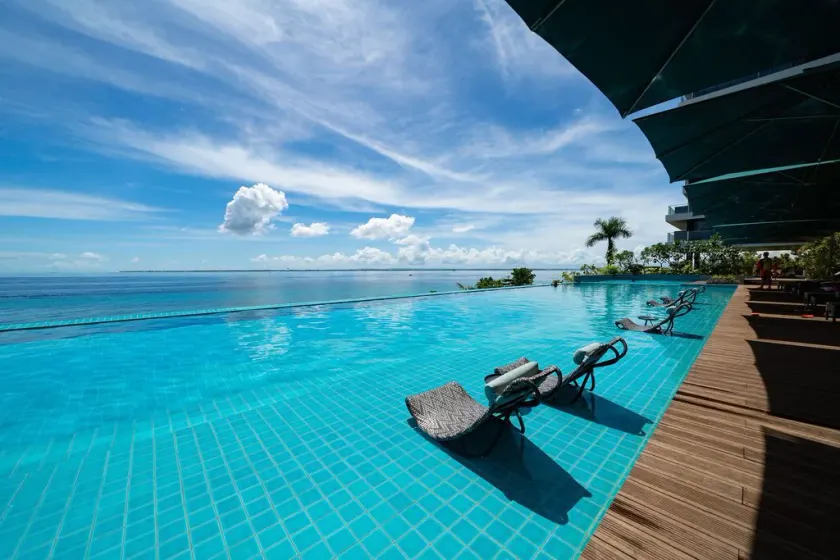 The Reef Island Resort Mactan, Cebu - Image 1