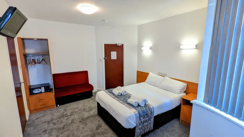 Heathrow Lodge Ltd - Image 1