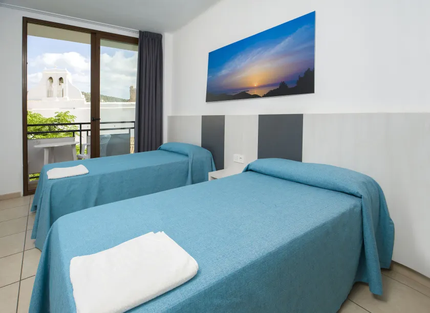 Apartamentos Tramuntana - Image 1