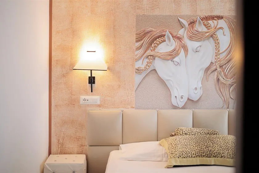 Hotel Cavallino Bianco - Image 1