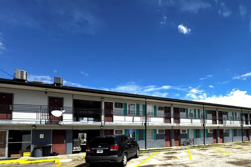 Briarwood Motel Near Valdosta University I 75 - Image 1