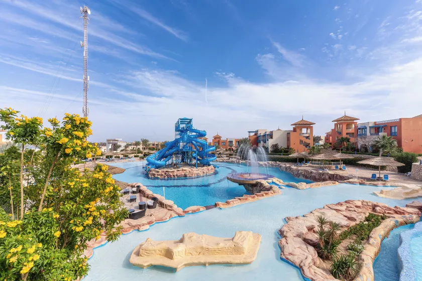 Faraana Heights Aqua Park - Image 1
