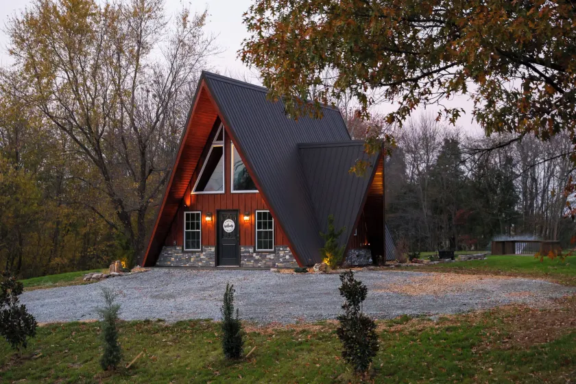 Hot Tub, Fire Pit, On-site Pond: Cozy Kenton Cabin - Image 1