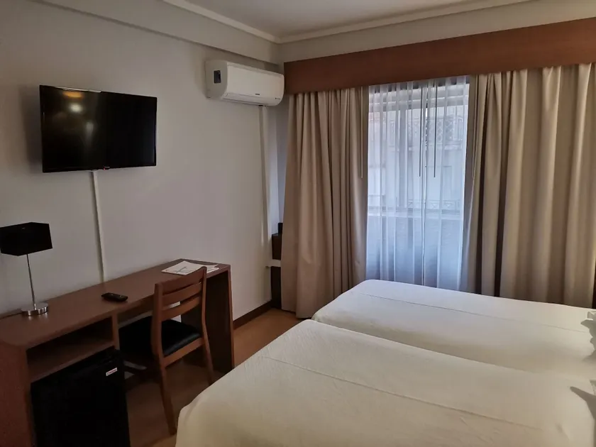 Hotel Moinho De Vento - Image 1