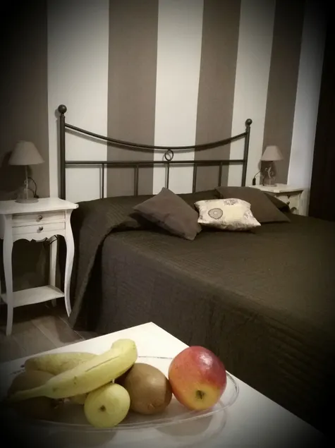 B&B LEI - Image 1