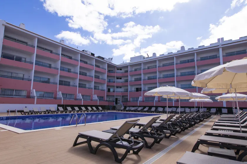 Luna Hotel da Oura - Image 1