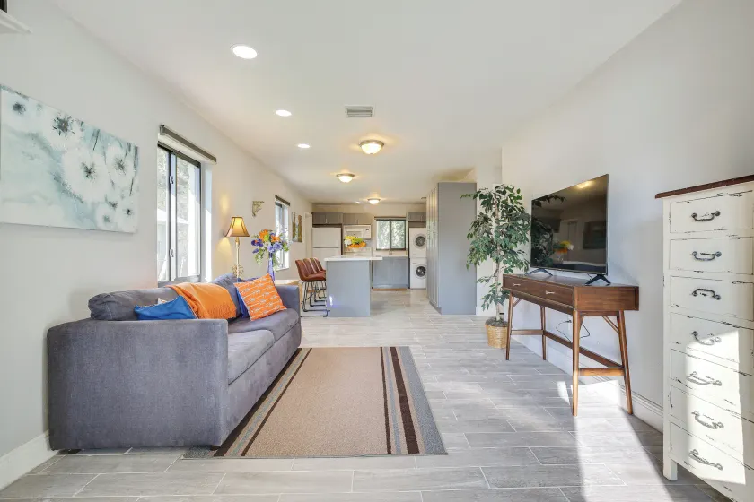 Close to Pompano Beach: Sunny Retreat Near Casinos - Image 1