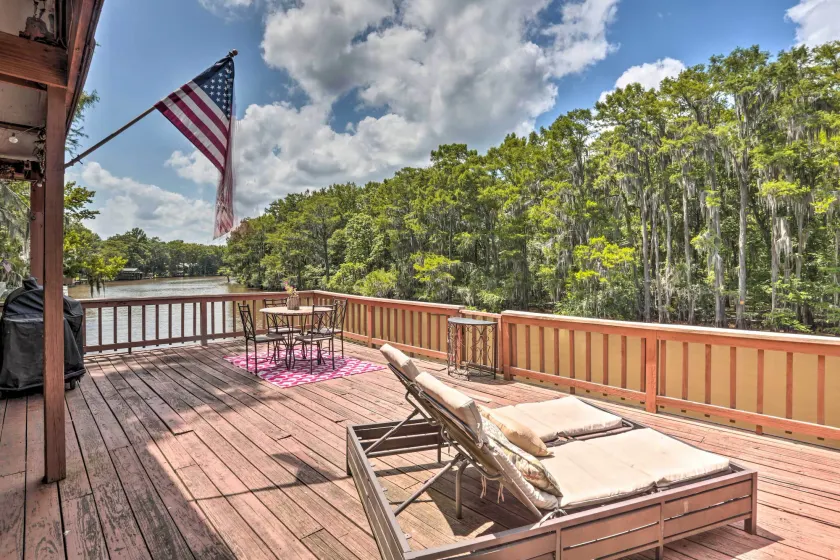 Waterfront Karnack Home w/ Boathouse & Deck! - Image 1