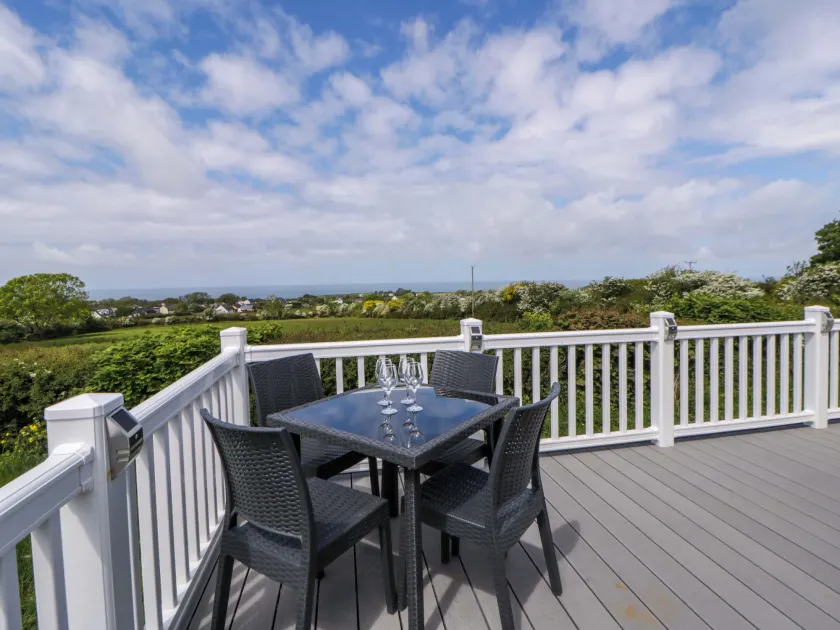 The Dorchester at Bay View - Image 1